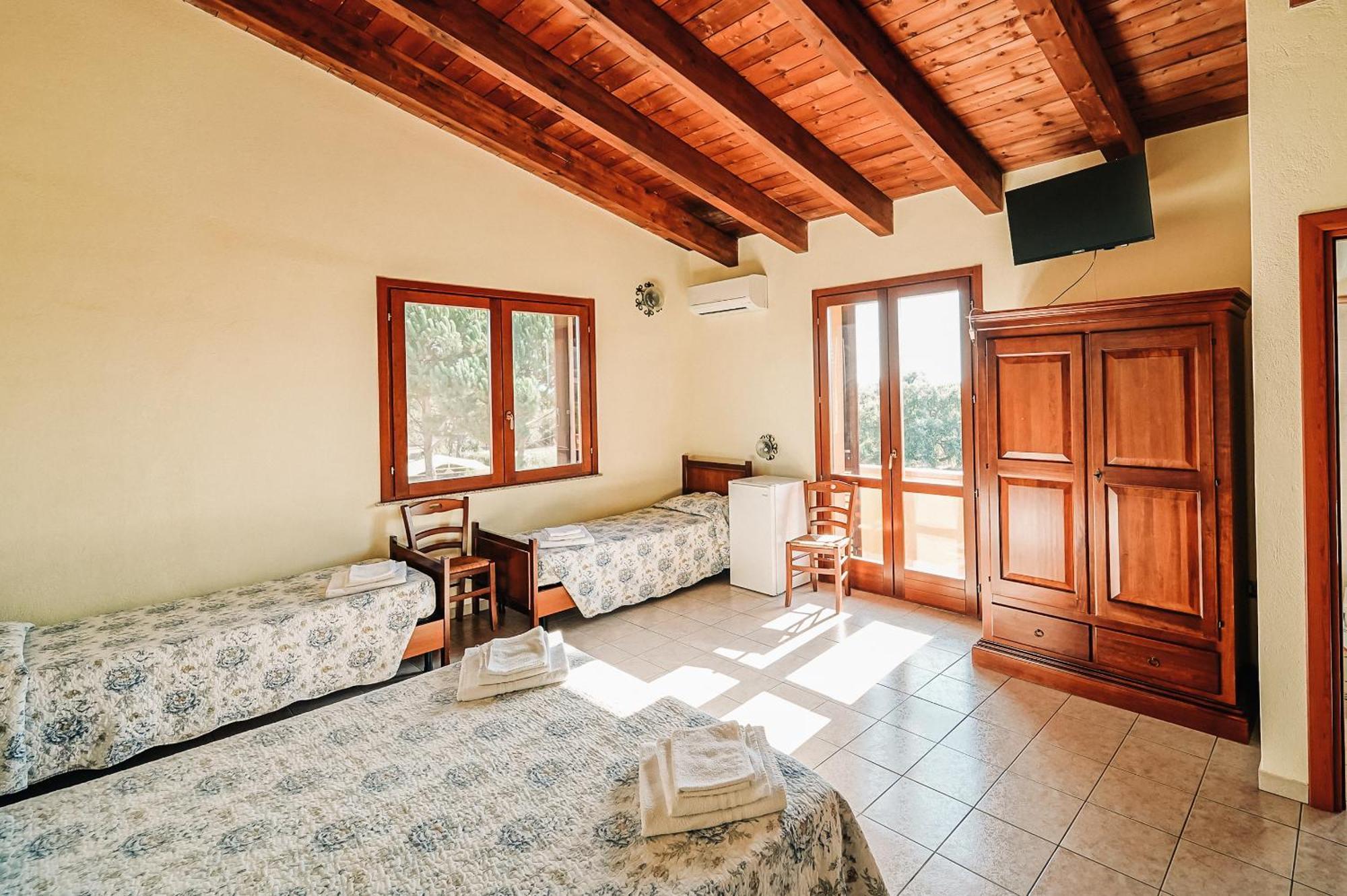 Agriturismo Rocce Bianche Guest House Arbus Exterior photo