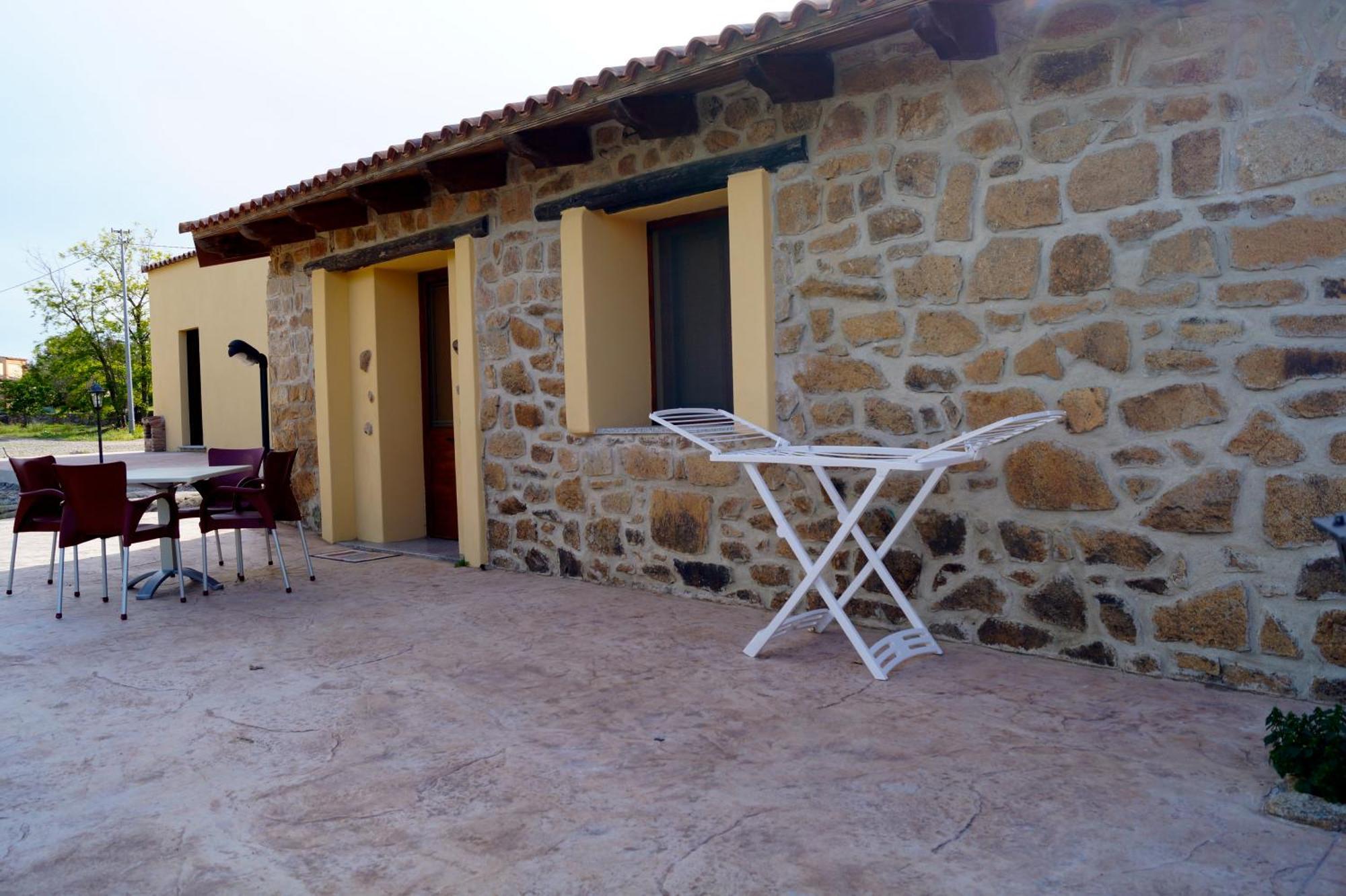 Agriturismo Rocce Bianche Guest House Arbus Room photo